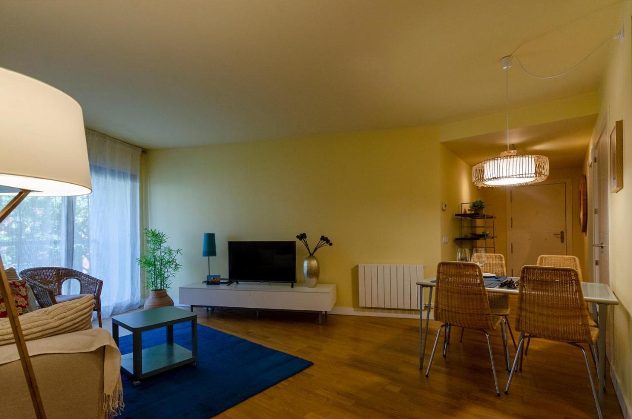 Devesa Park Apartment With Private Parking ジローナ エクステリア 写真